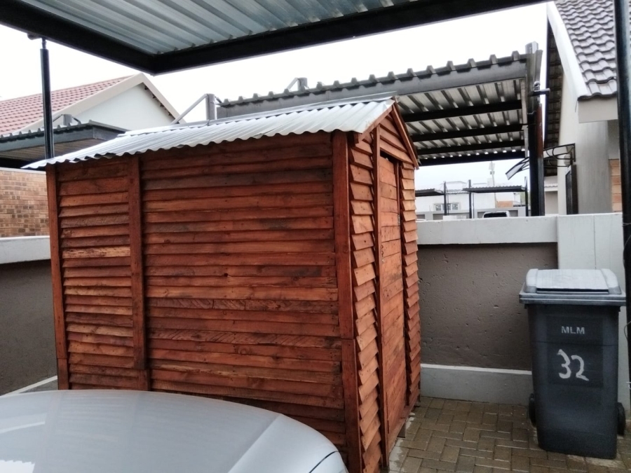 2 Bedroom Property for Sale in Estoire Free State